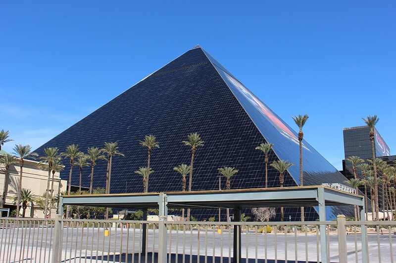 Luxor-pyramid-Las-Vegas.jpg